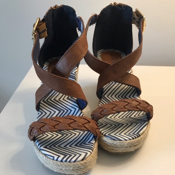 TOMMY HILFIGER wedge sandals - Picture 1 of 7